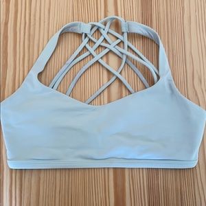 Lululemon free to be be wild bra